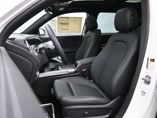 Nuevos MERCEDES-BENZ EQB à Estados chez autogozo