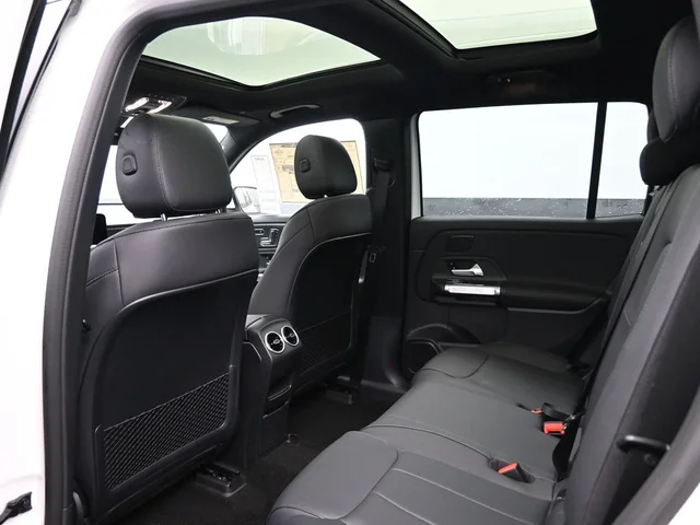 Nuevos MERCEDES-BENZ EQB à Estados chez autogozo