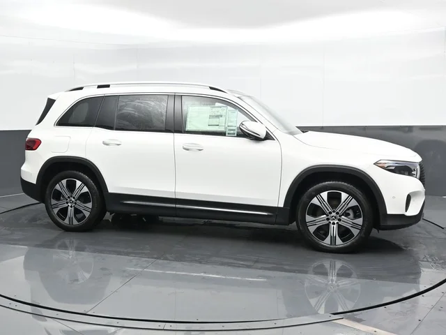 Nuevos MERCEDES-BENZ EQB à Estados chez autogozo