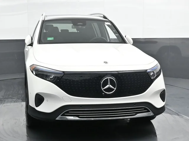 Nuevos MERCEDES-BENZ EQB à Estados chez autogozo
