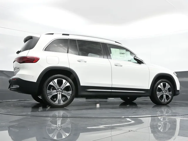 Nuevos MERCEDES-BENZ EQB à Estados chez autogozo