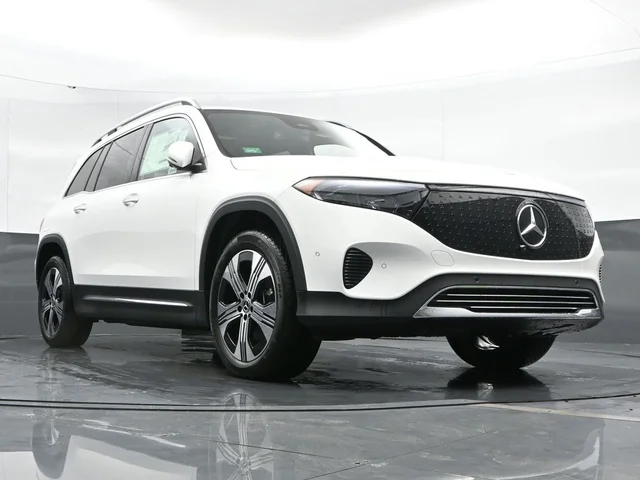 Nuevos MERCEDES-BENZ EQB à Estados chez autogozo