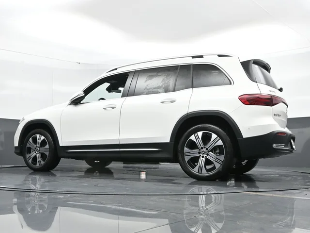 Nuevos MERCEDES-BENZ EQB à Estados chez autogozo