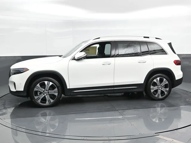 Nuevos MERCEDES-BENZ EQB à Estados chez autogozo