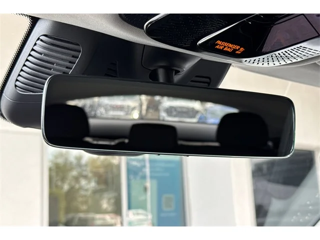 SEMINUEVOS MERCEDES-BENZ GLC at ELK GROVE in Elk Grove Buick GMC