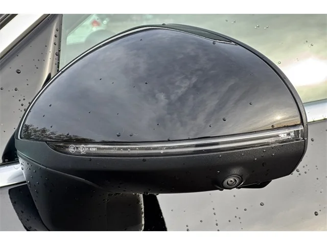 SEMINUEVOS MERCEDES-BENZ GLC at ELK GROVE in Elk Grove Buick GMC