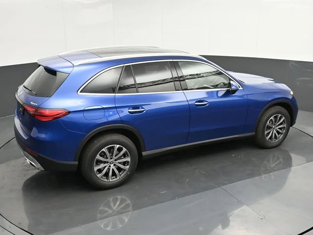 Nuevos MERCEDES-BENZ GLC à Estados chez autogozo