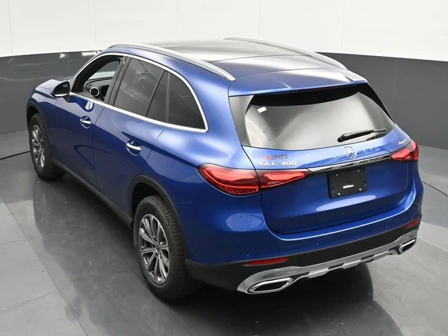 Nuevos MERCEDES-BENZ GLC à Estados chez autogozo
