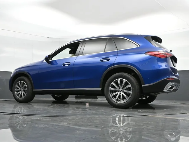 Nuevos MERCEDES-BENZ GLC à Estados chez autogozo