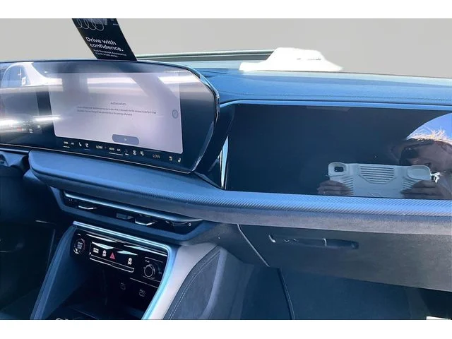 Nuevos AUDI SQ5 à Estados chez autogozo