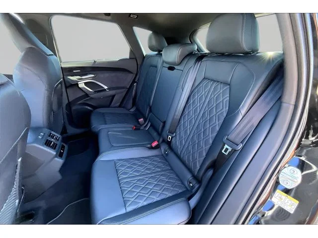 Nuevos AUDI SQ5 à Estados chez autogozo