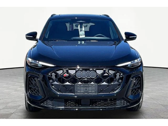 Nuevos AUDI SQ5 à Estados chez autogozo