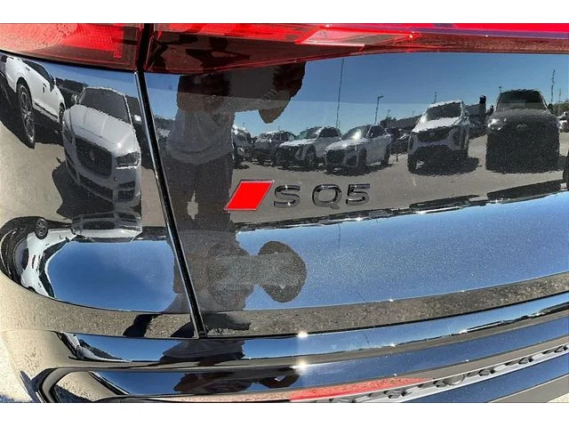 Nuevos AUDI SQ5 à Estados chez autogozo