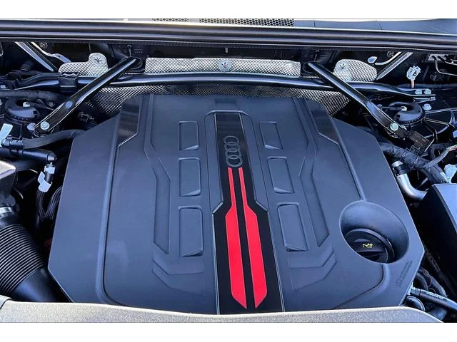 Nuevos AUDI SQ5 à Estados chez autogozo
