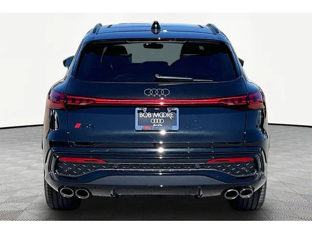 Nuevos AUDI SQ5 à Estados chez autogozo