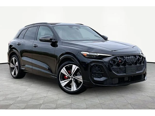 Nuevos AUDI SQ5 à Estados chez autogozo