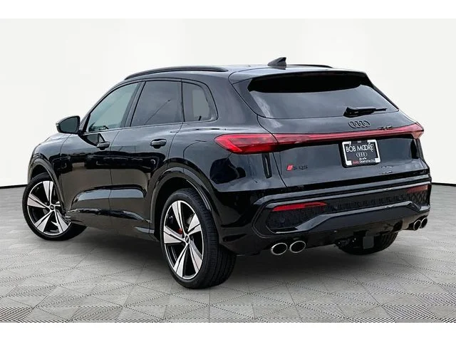 Nuevos AUDI SQ5 à Estados chez autogozo