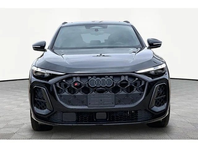 Nuevos AUDI SQ5 à Estados chez autogozo