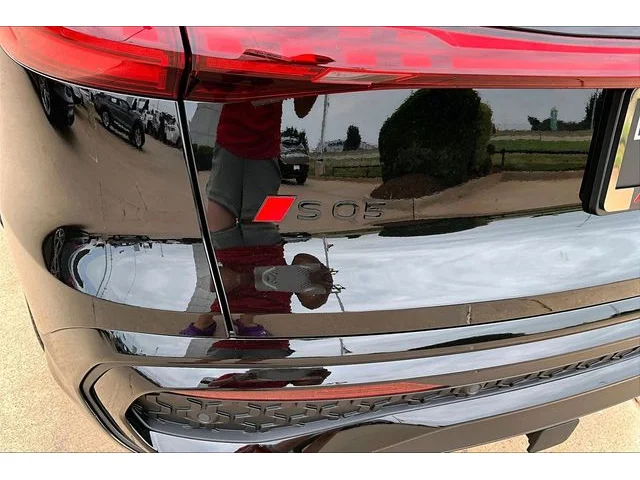 Nuevos AUDI SQ5 à Estados chez autogozo