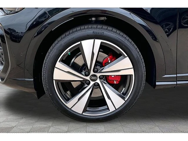 Nuevos AUDI SQ5 à Estados chez autogozo