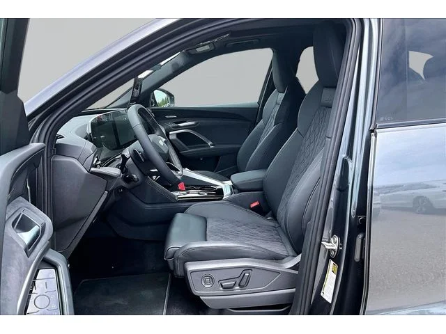 Nuevos AUDI SQ5 à Estados chez autogozo