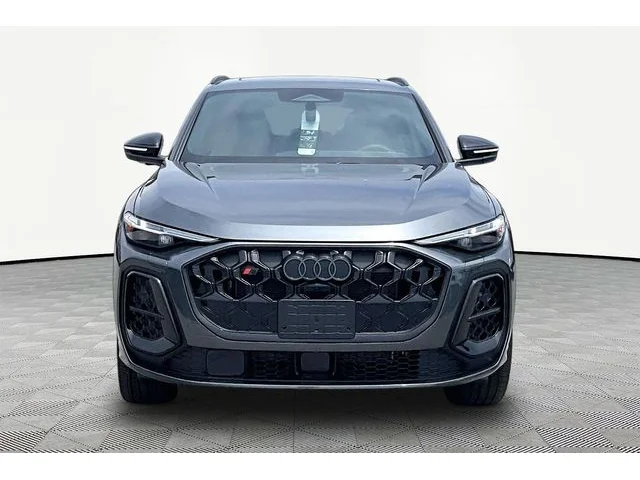 Nuevos AUDI SQ5 à Estados chez autogozo