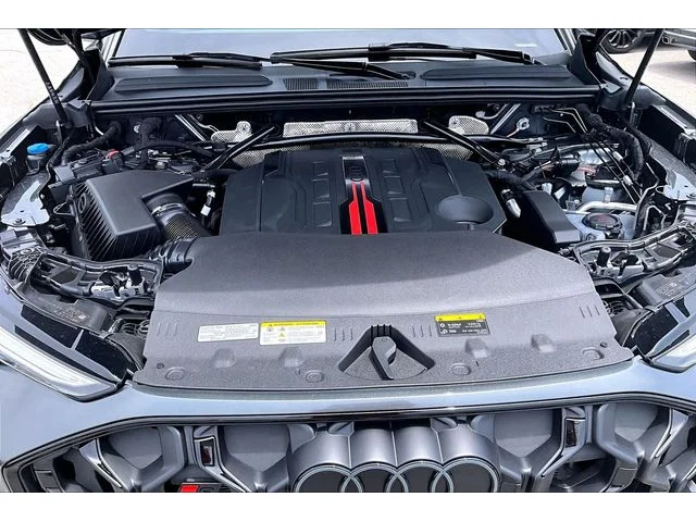 Nuevos AUDI SQ5 à Estados chez autogozo