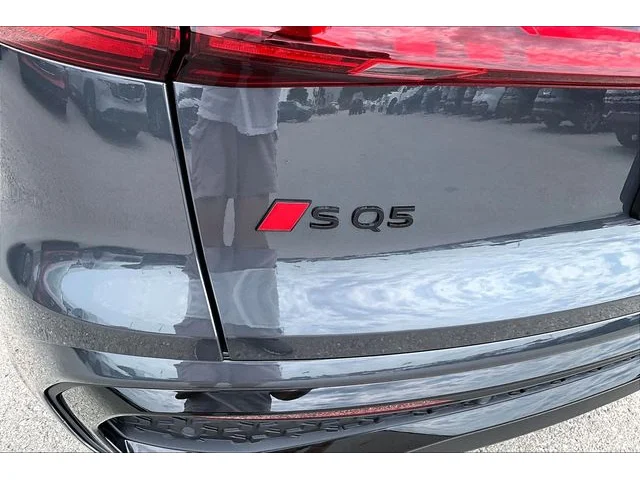 Nuevos AUDI SQ5 à Estados chez autogozo