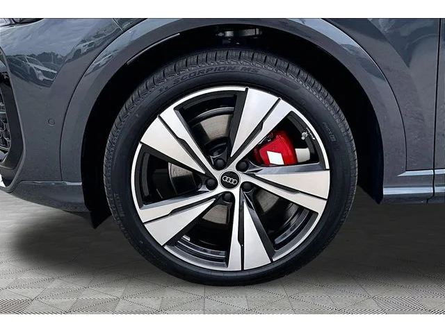 Nuevos AUDI SQ5 à Estados chez autogozo