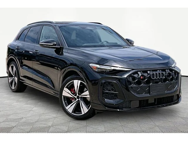 Nuevos AUDI SQ5 à Estados chez autogozo