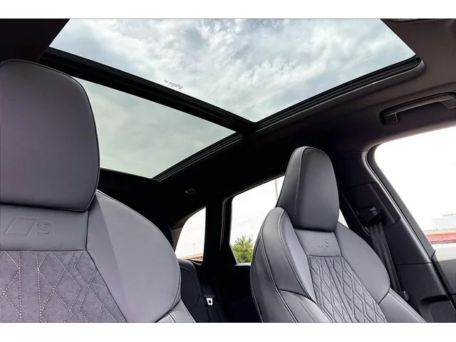 Nuevos AUDI SQ5 à Estados chez autogozo
