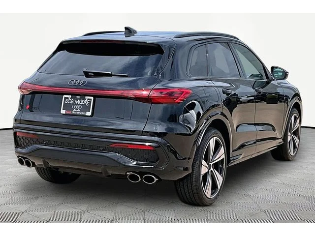 Nuevos AUDI SQ5 à Estados chez autogozo