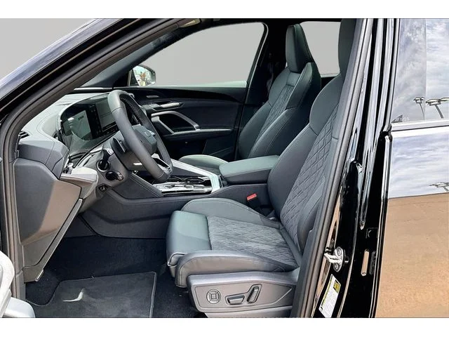 Nuevos AUDI SQ5 à Estados chez autogozo