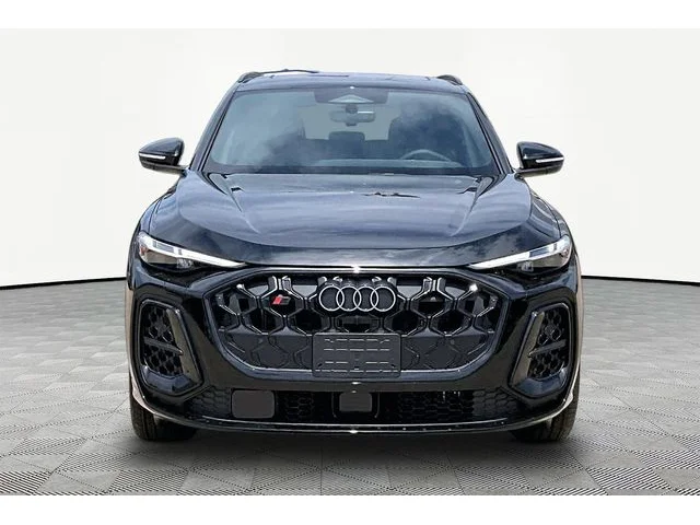 Nuevos AUDI SQ5 à Estados chez autogozo