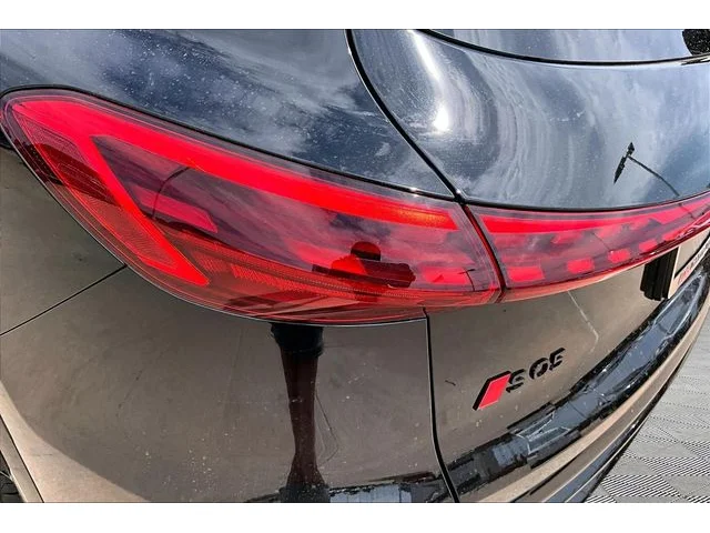 Nuevos AUDI SQ5 à Estados chez autogozo