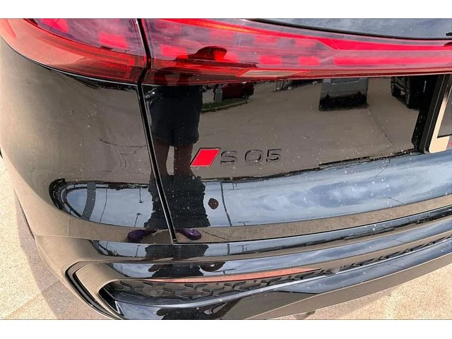 Nuevos AUDI SQ5 à Estados chez autogozo