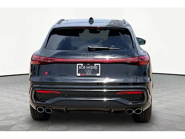 Nuevos AUDI SQ5 à Estados chez autogozo