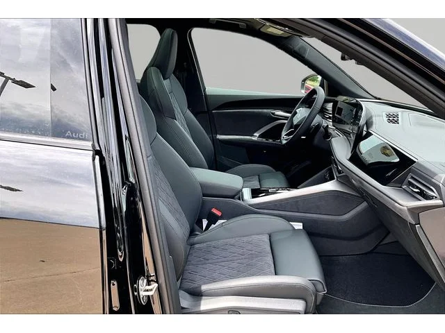 Nuevos AUDI SQ5 à Estados chez autogozo