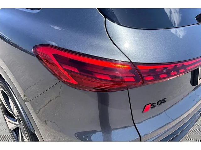 Nuevos AUDI SQ5 à Estados chez autogozo