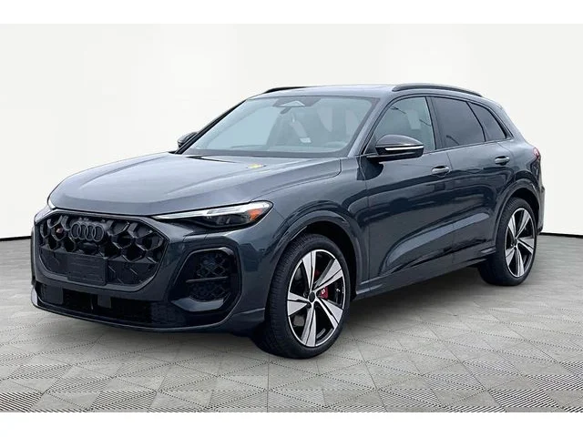Nuevos AUDI SQ5 à Estados chez autogozo