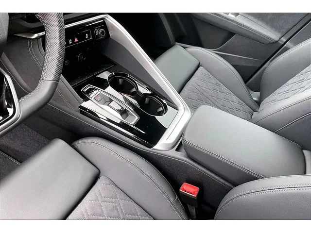 Nuevos AUDI SQ5 à Estados chez autogozo