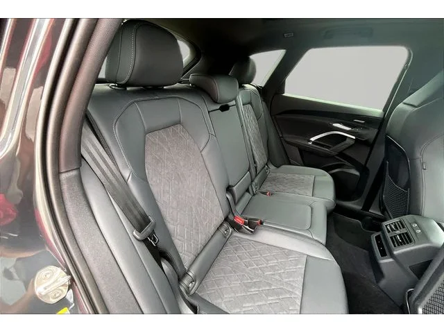 Nuevos AUDI SQ5 à Estados chez autogozo