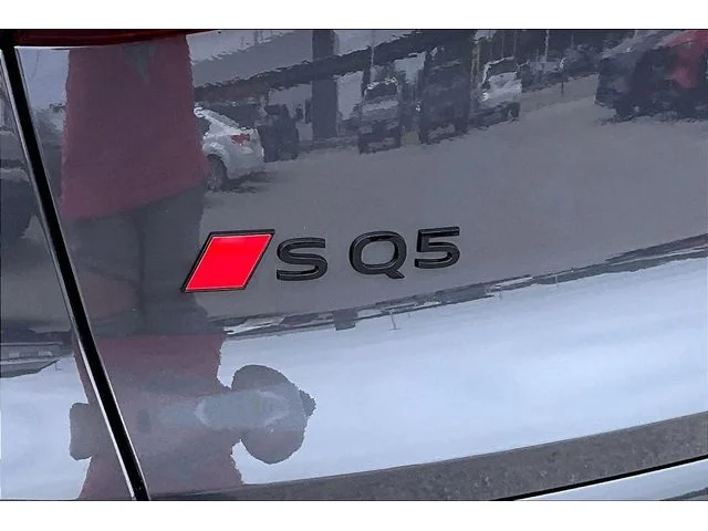 Nuevos AUDI SQ5 à Estados chez autogozo