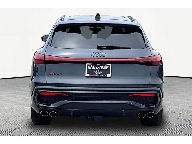 Nuevos AUDI SQ5 à Estados chez autogozo