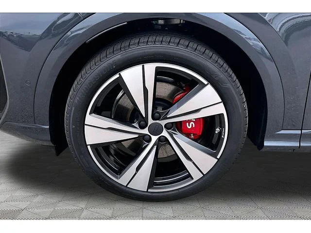 Nuevos AUDI SQ5 à Estados chez autogozo