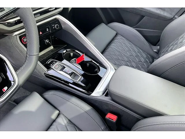 Nuevos AUDI SQ5 à Estados chez autogozo