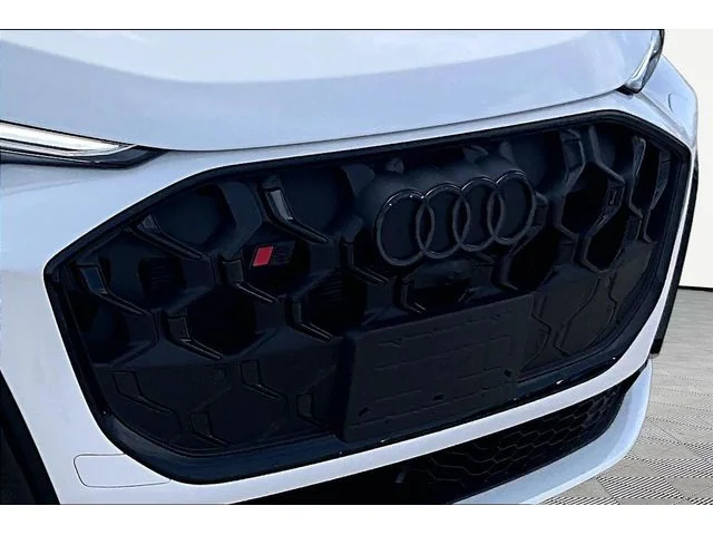 Nuevos AUDI SQ5 à Estados chez autogozo