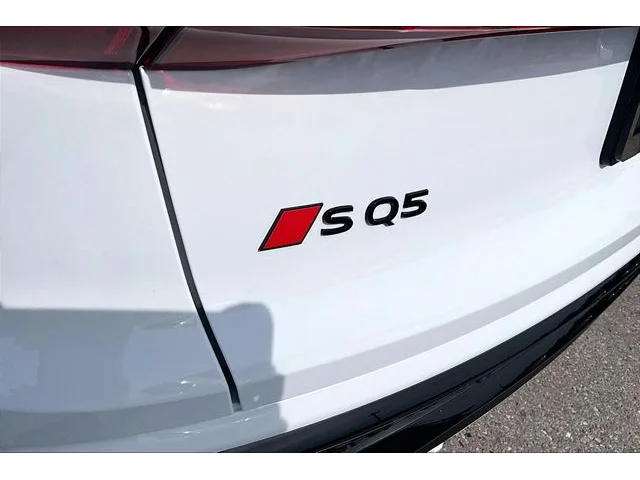 Nuevos AUDI SQ5 à Estados chez autogozo