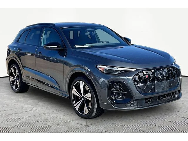 Nuevos AUDI SQ5 à Estados chez autogozo