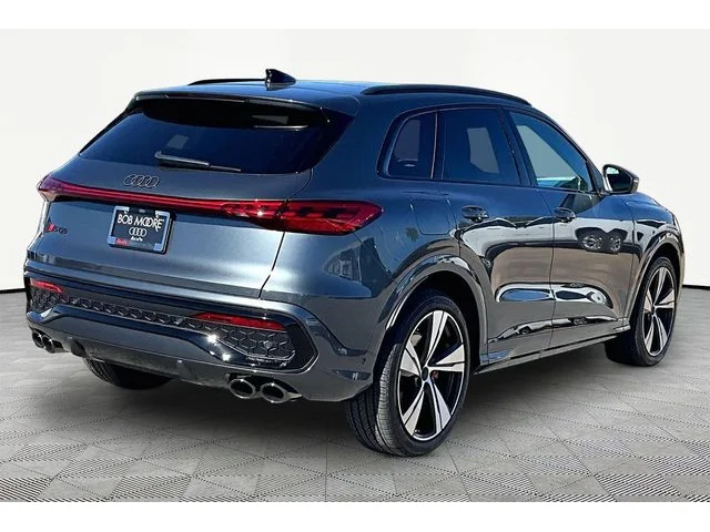 Nuevos AUDI SQ5 à Estados chez autogozo